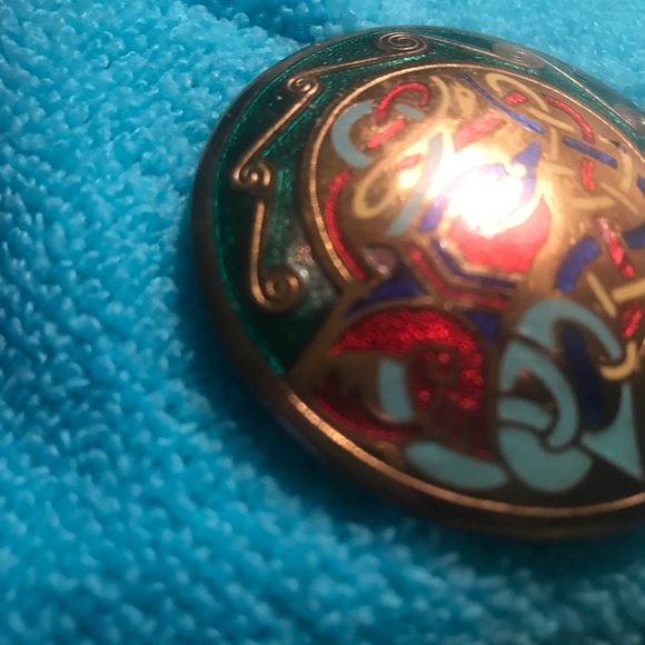 Sold@@ - Picture 2 of 3